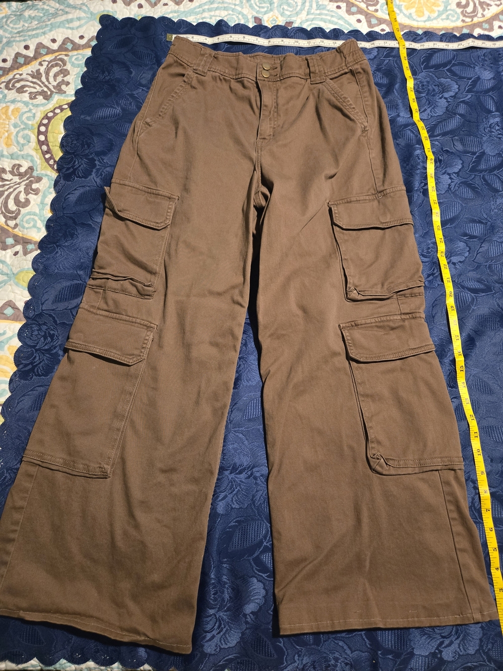 Arizona Jean Company Brown Wide-Leg Cargo Jeans